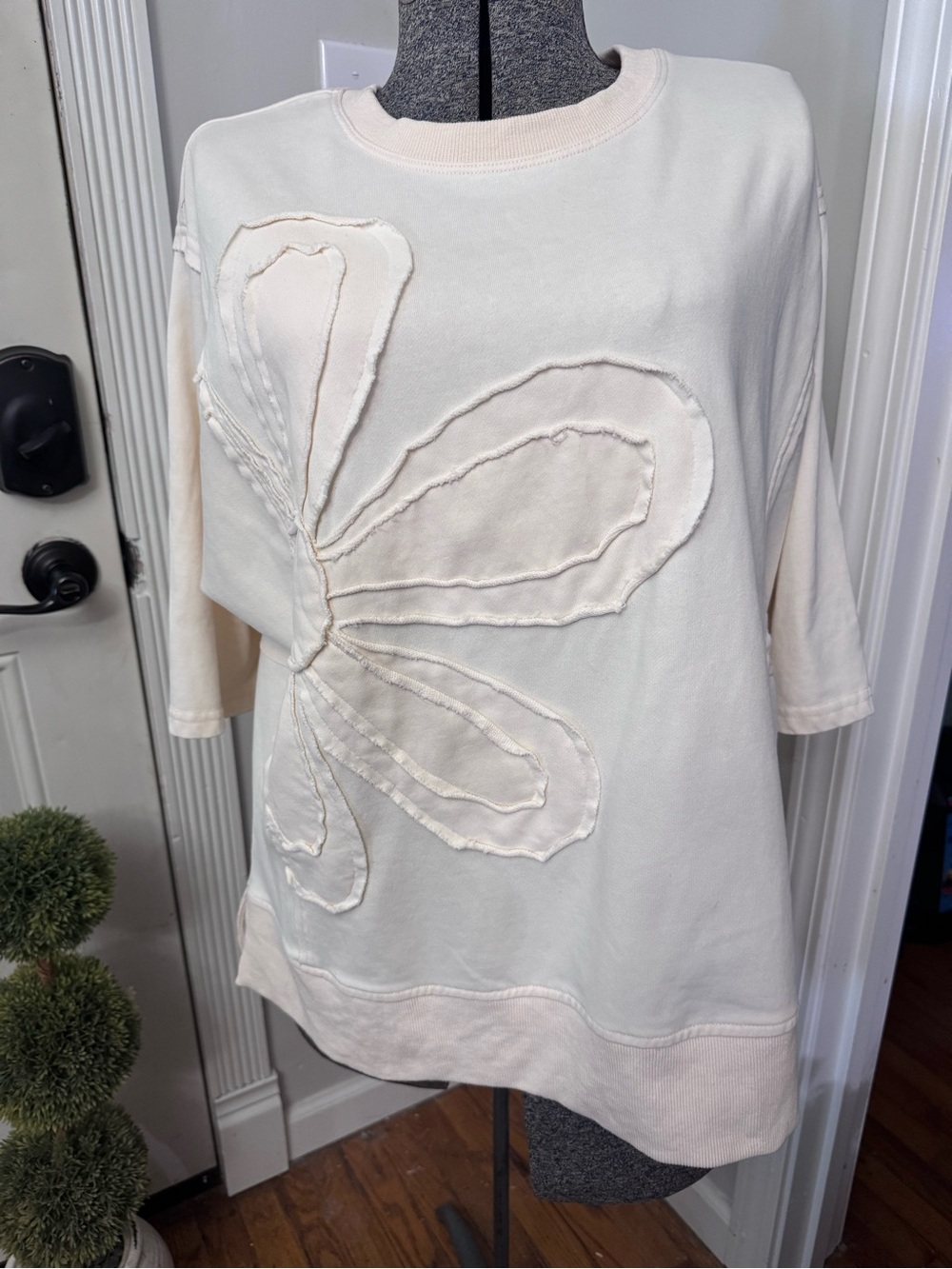 Women’s Jodifl Cream Top with Large Embroidered Floral Appliqué Medium